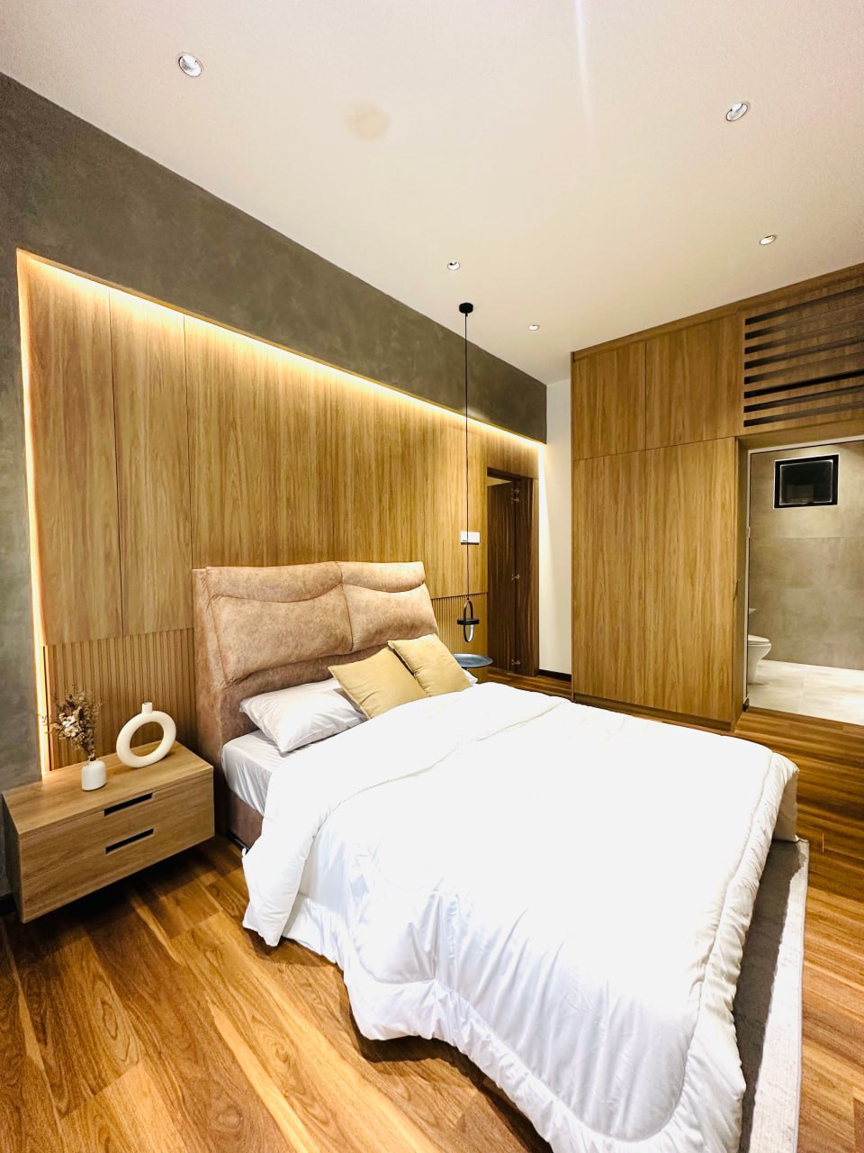 Premium Height — Master Bedroom 2