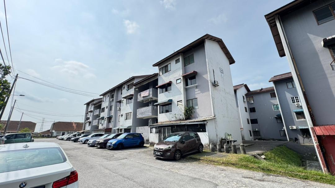 Flat Taman Selesa Jaya